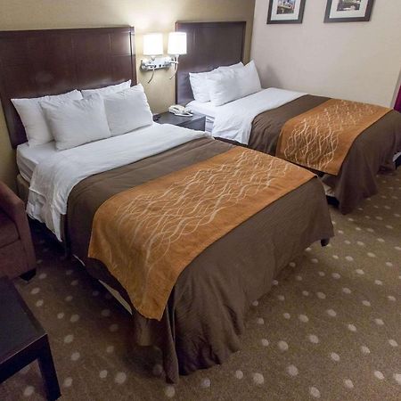 Comfort Inn Pittsburgh Bagian luar foto