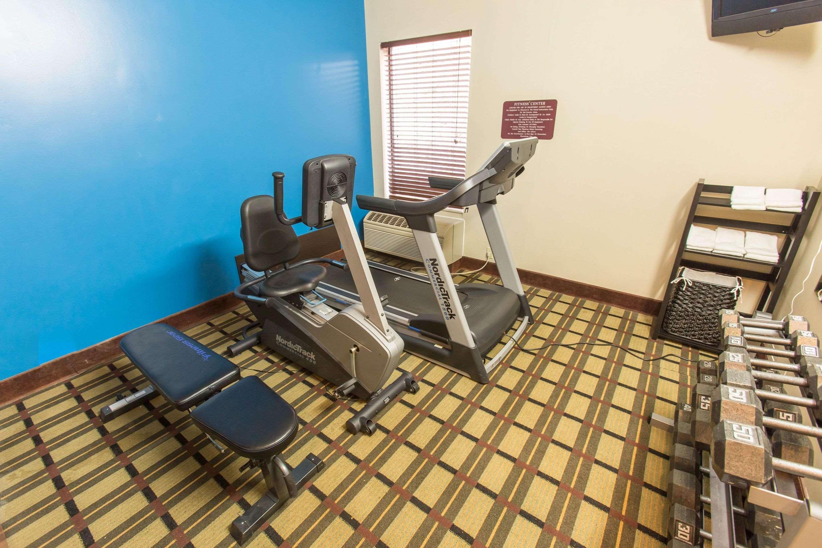Comfort Inn Pittsburgh Bagian luar foto