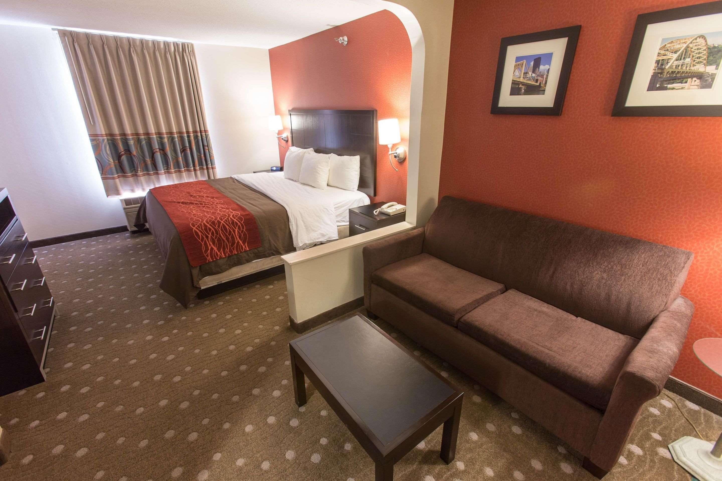 Comfort Inn Pittsburgh Bagian luar foto