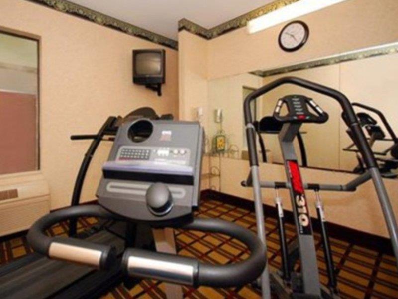 Comfort Inn Pittsburgh Bagian luar foto