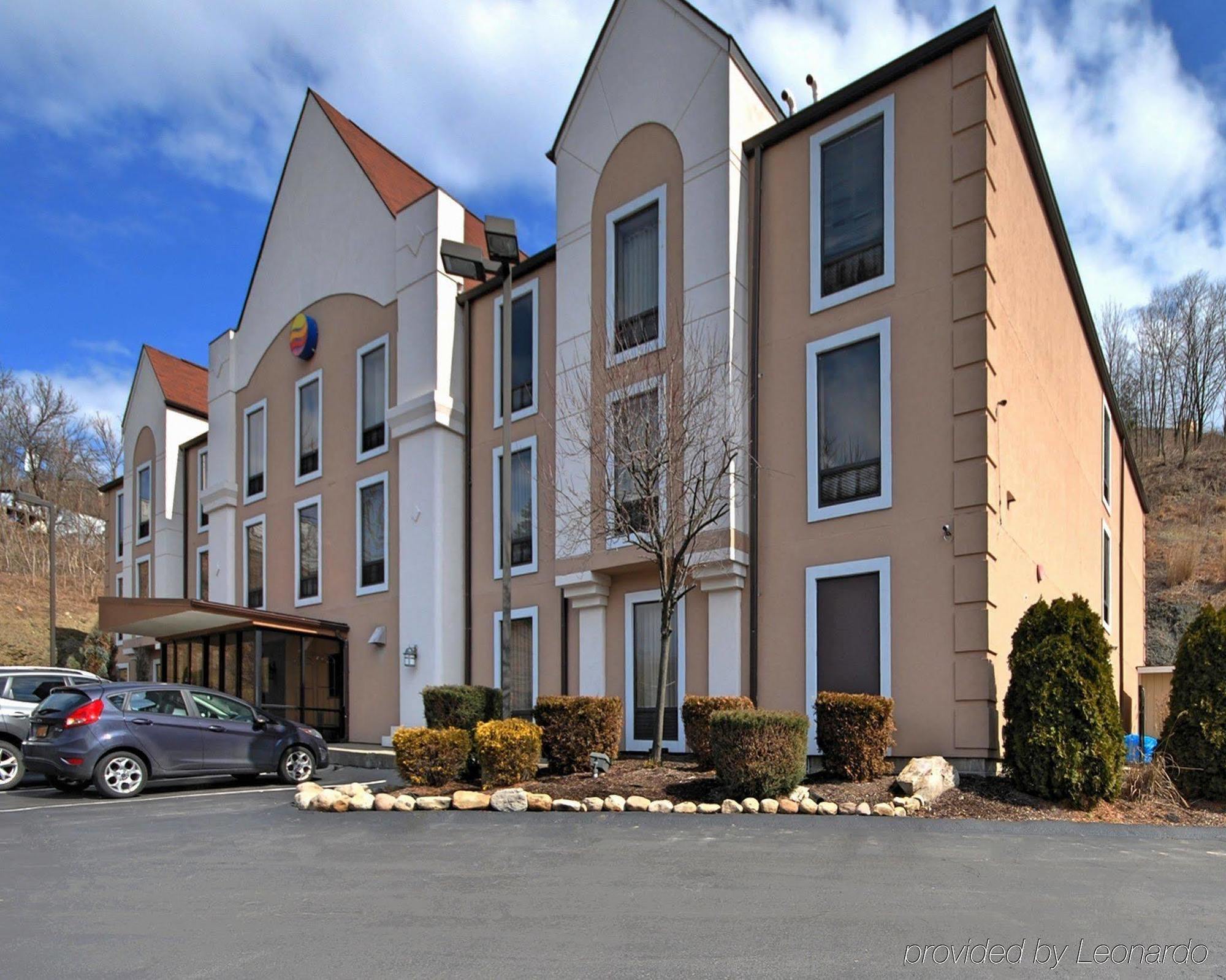 Comfort Inn Pittsburgh Bagian luar foto