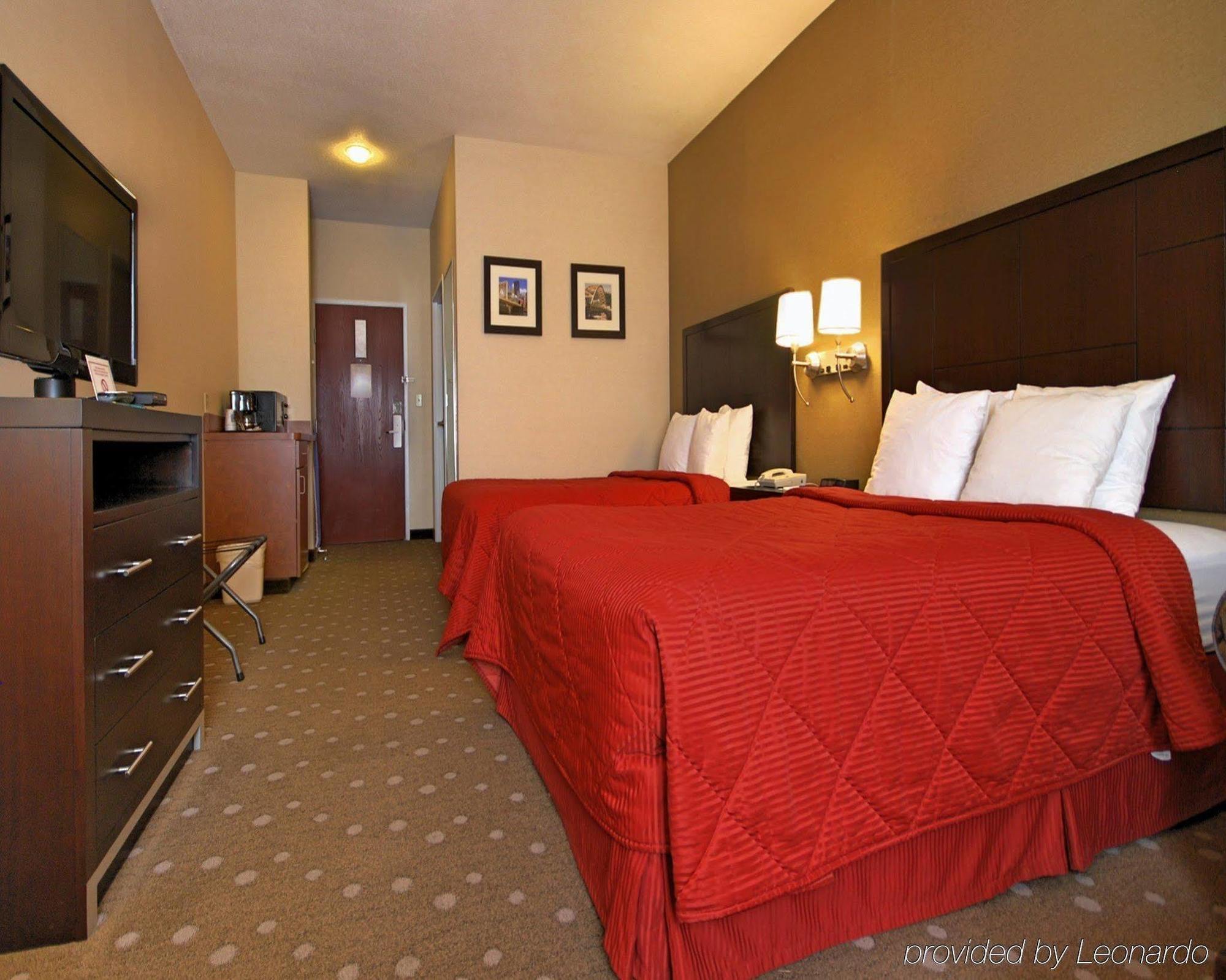 Comfort Inn Pittsburgh Bagian luar foto