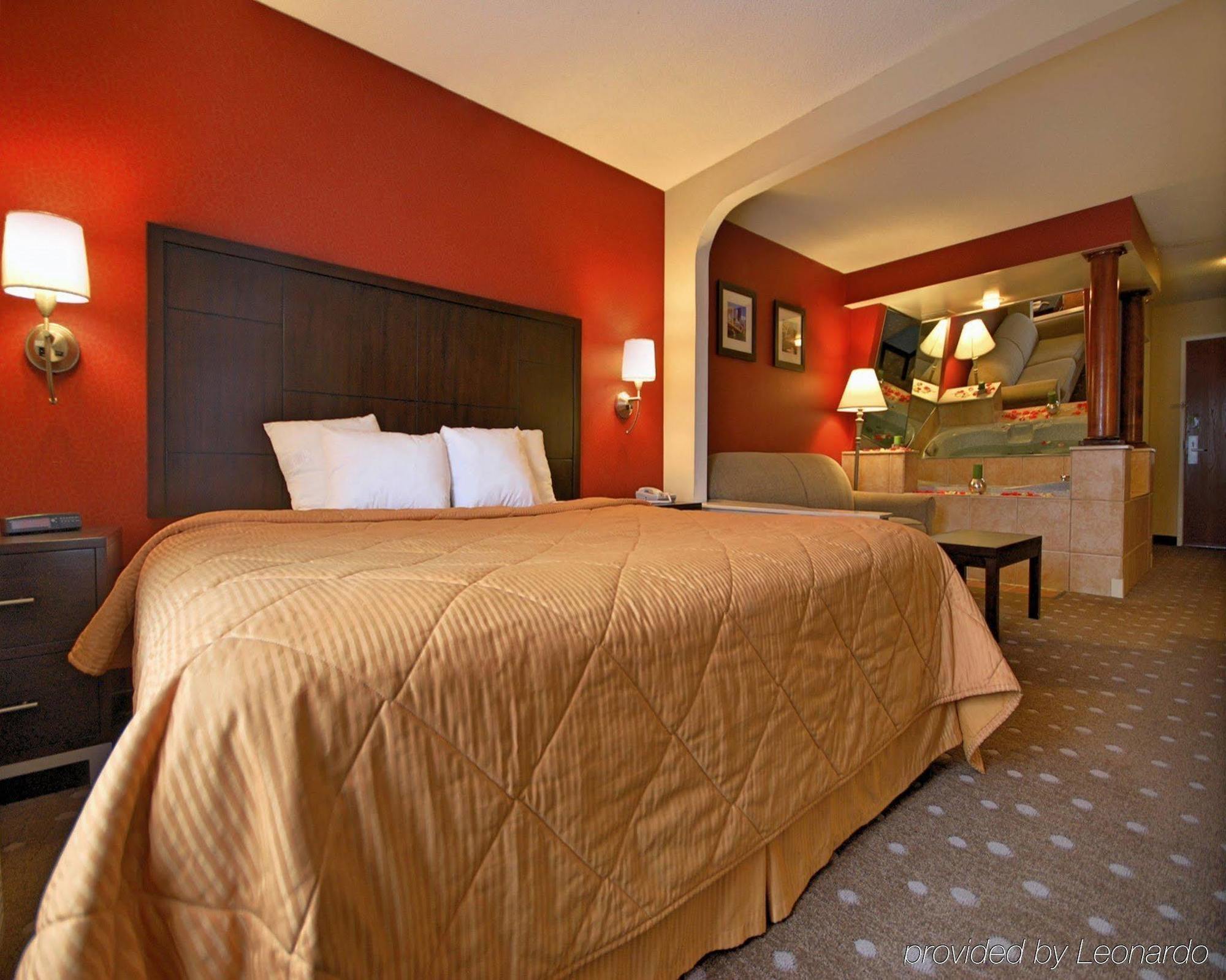 Comfort Inn Pittsburgh Bagian luar foto