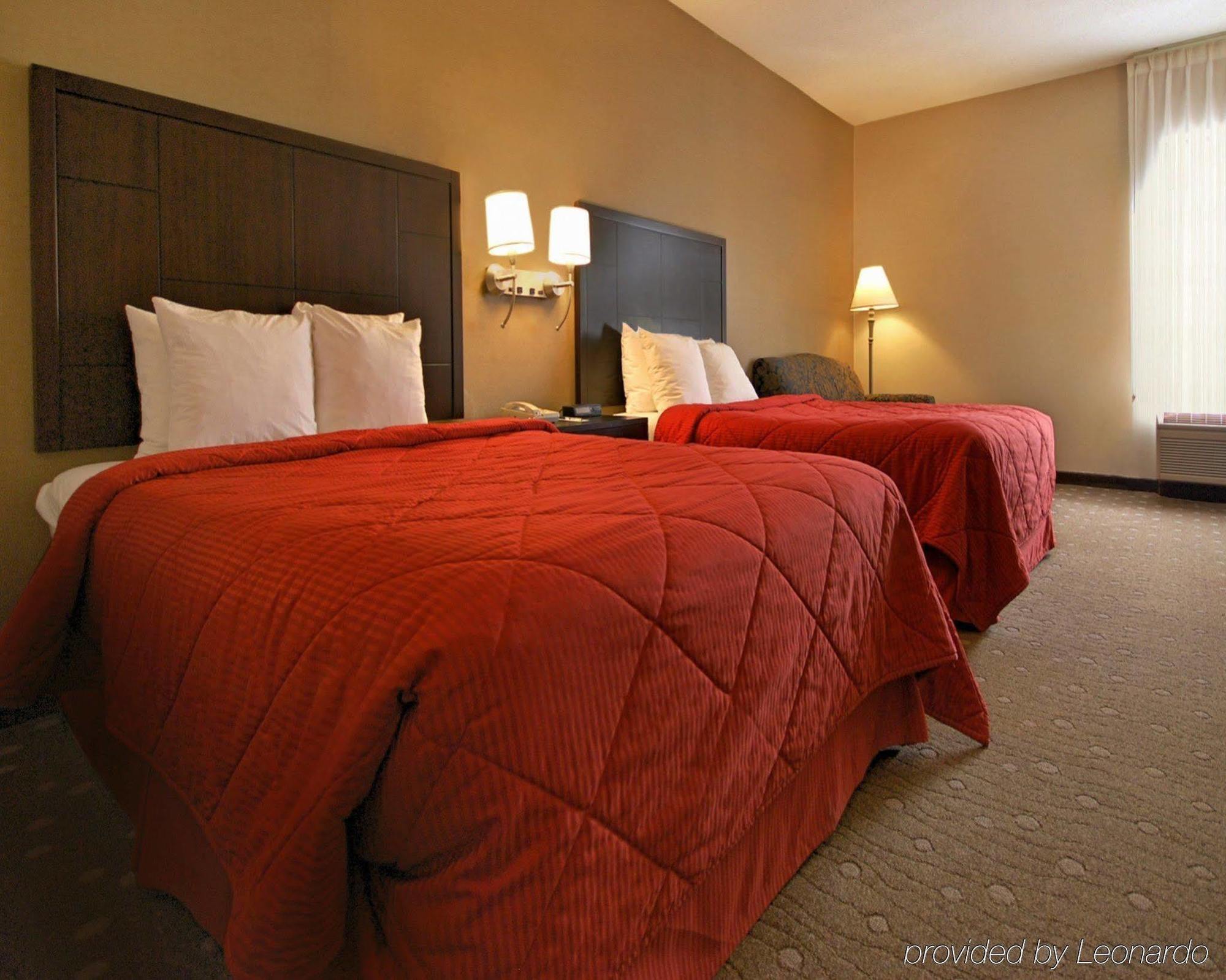 Comfort Inn Pittsburgh Bagian luar foto